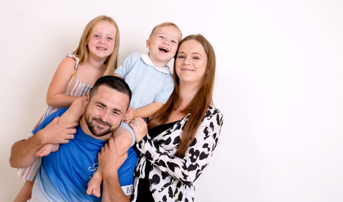 Relaxed and casual family photoshoot